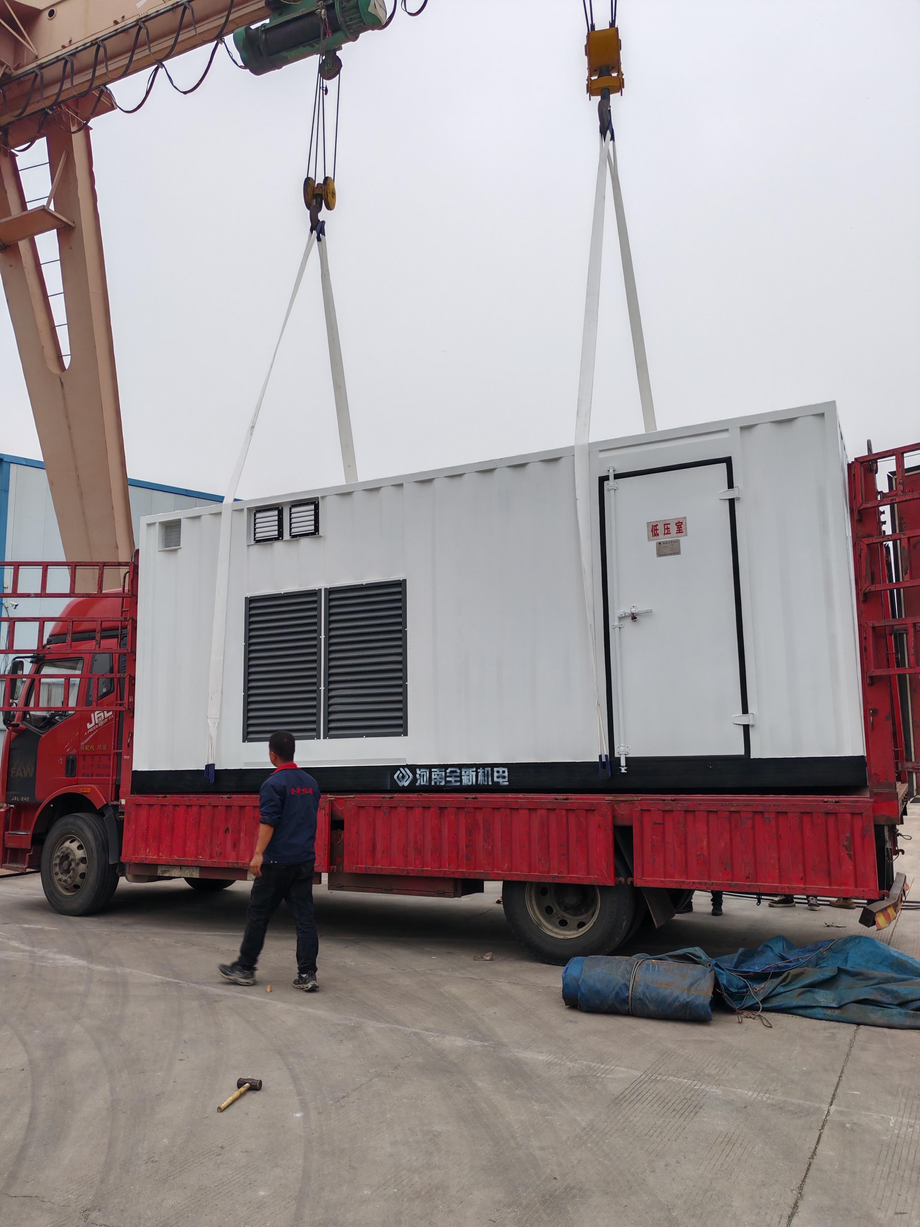 2000KVA 箱变发货